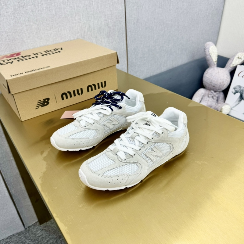 Miu Miu Casual Shoes